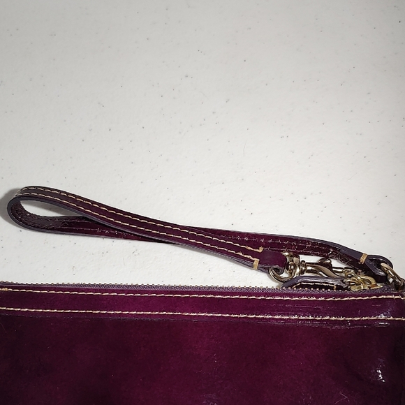 Dooney & Bourke Deep Purple Patent Leather Wristlet Mini Purse - Picture 4 of 16